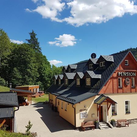 阿贝尔塔米 斯杜兹旅馆酒店 外观 照片