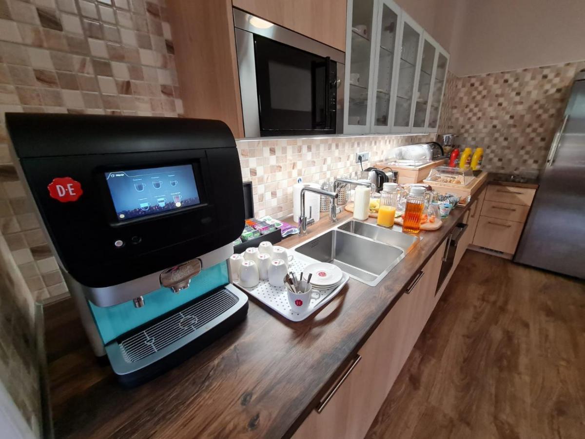 阿贝尔塔米 斯杜兹旅馆酒店 外观 照片